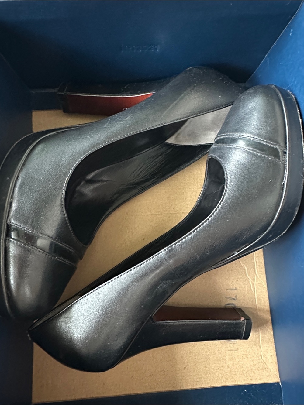 Cole Haan Classic Black Women's Leather Pump - Timeless Heel size 7